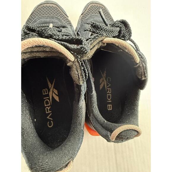 Reebok x Cardi B Classic Leather Shoes - Women's Size 6 - Picture 10 of 10